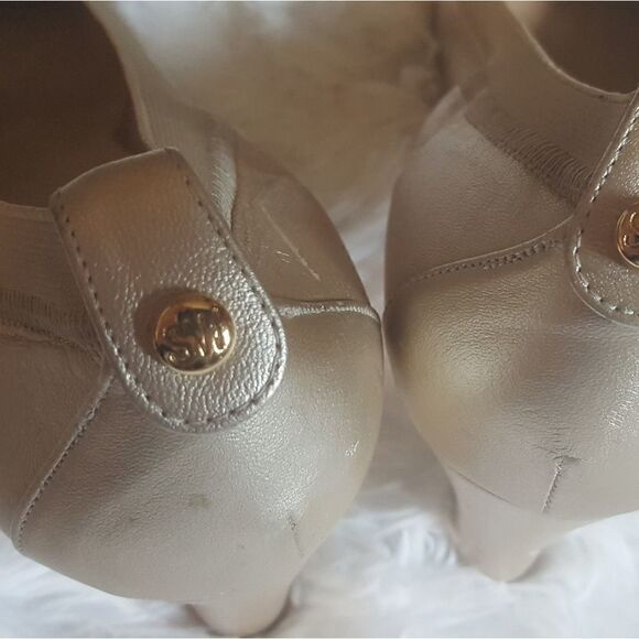 Stuart Weitzman Vintage Heels Pumps Gold Elastic Top Trim Block Heel Size 7.5 - Picture 5 of 16